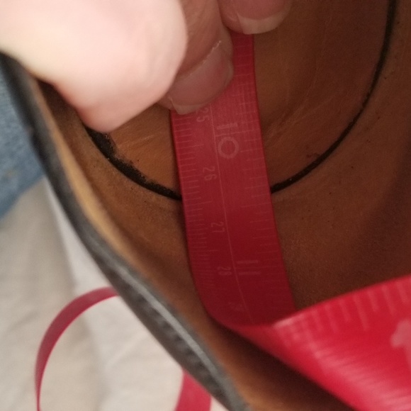 Final Markdown Marant worn by Beau Garrett - Picture 7 of 8